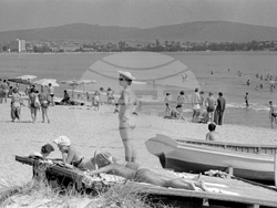 На разходка в Международния младежки център в Приморско през 1966 година