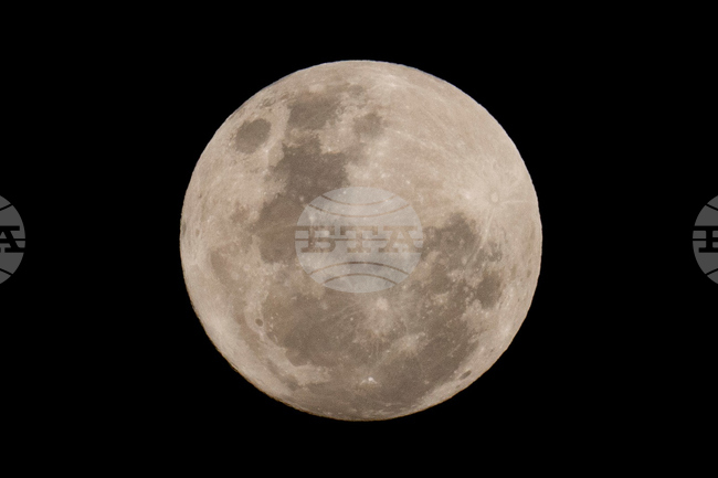 SpaceX Moon Crash