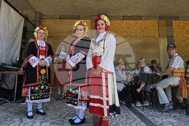 Село Гавраилово - „Златна праскова“ - празник