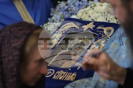 Летище „Васил Левски“ - чудотворна икона - посрещане
