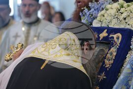 Летище „Васил Левски“ - чудотворна икона - посрещане