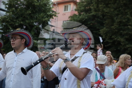 Варна - дефиле - международен фолклорен фестивал