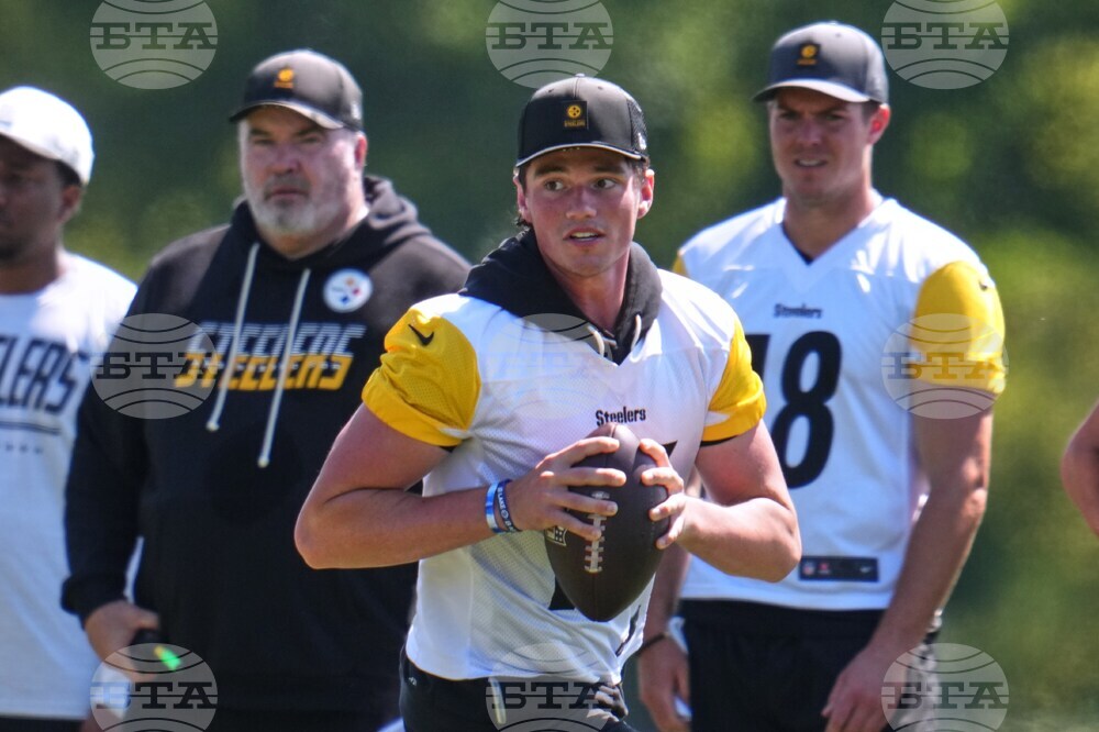 Steelers Camp Football
