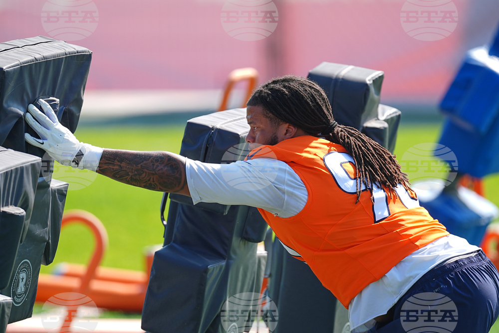 Broncos Camp Football