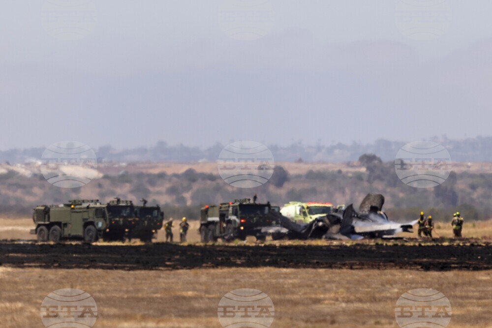 Military-Jet-Crash-California