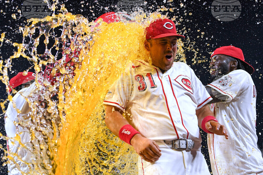 APTOPIX Pirates Reds Baseball