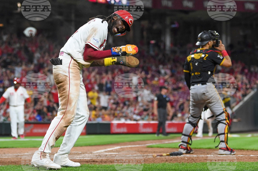 CORRECTION Pirates Reds Baseball