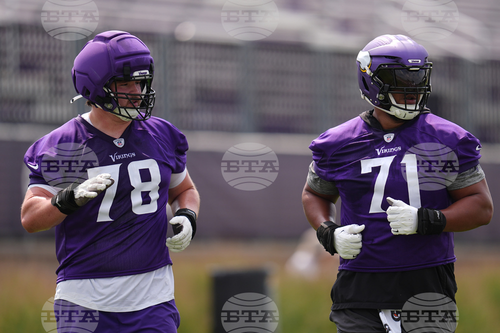 CORRECTION Vikings Camp Football