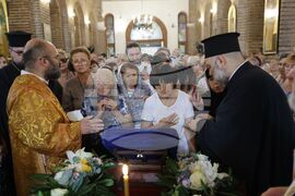 Храм „Света София Премъдрост Божия“ - чудотворна икона - посрещане