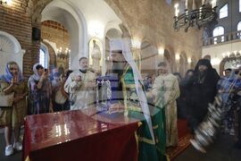 Храм „Света София Премъдрост Божия“ - чудотворна икона - посрещане