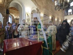 Храм „Света София Премъдрост Божия“ - чудотворна икона - посрещане