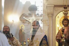 Храм „Света София Премъдрост Божия“ - чудотворна икона - патриаршеска света литургия