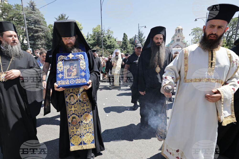 Чудотворна икона на света Богородица - Хавайска - литийно шествие