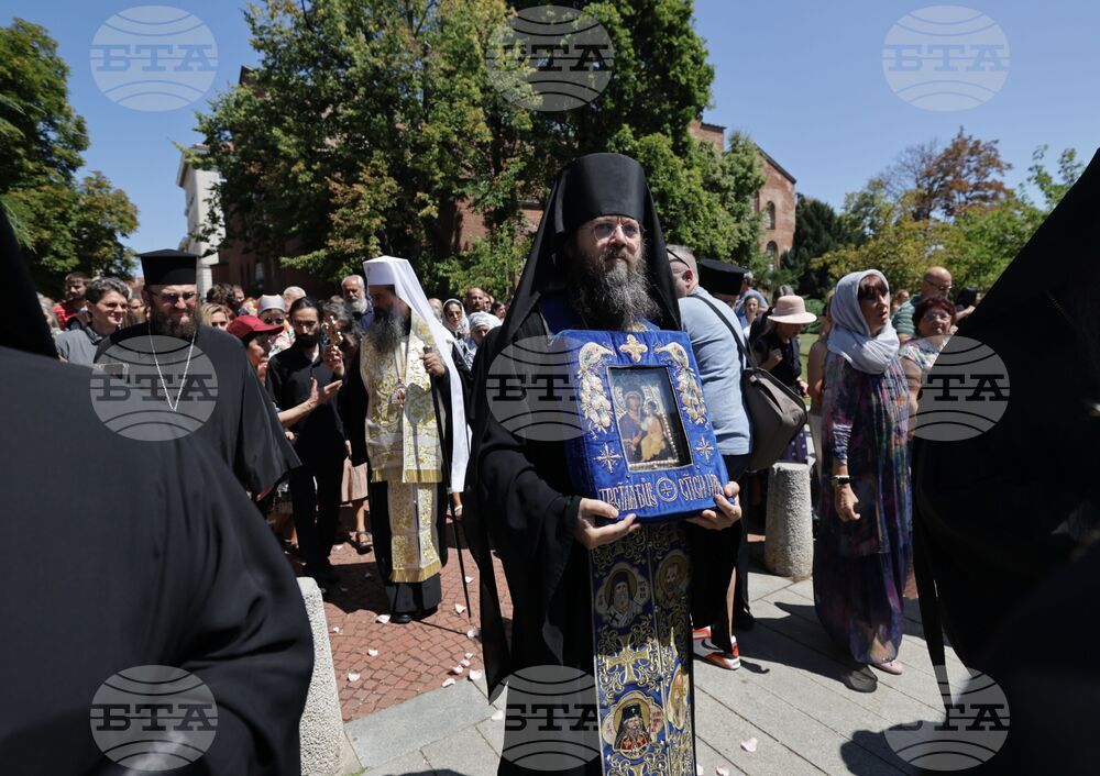 Чудотворна икона на света Богородица - Хавайска - литийно шествие