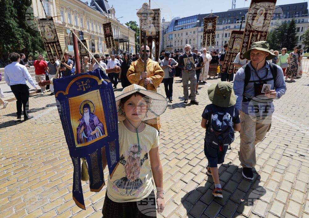 Чудотворна икона на света Богородица - Хавайска - литийно шествие