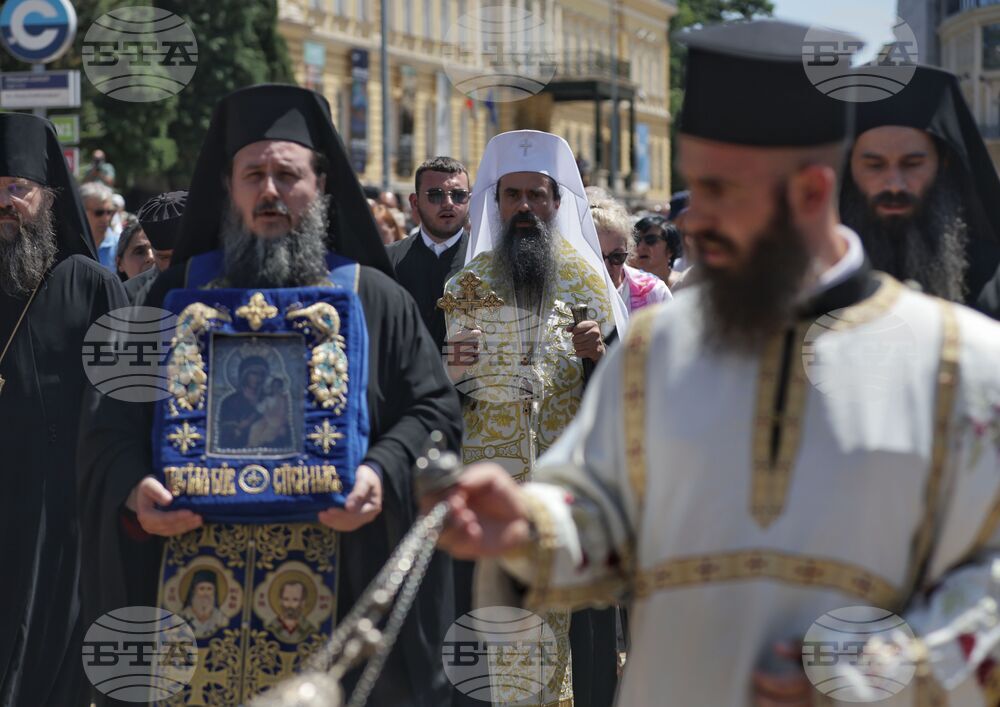 Чудотворна икона на света Богородица – Хавайска - литийно шествие