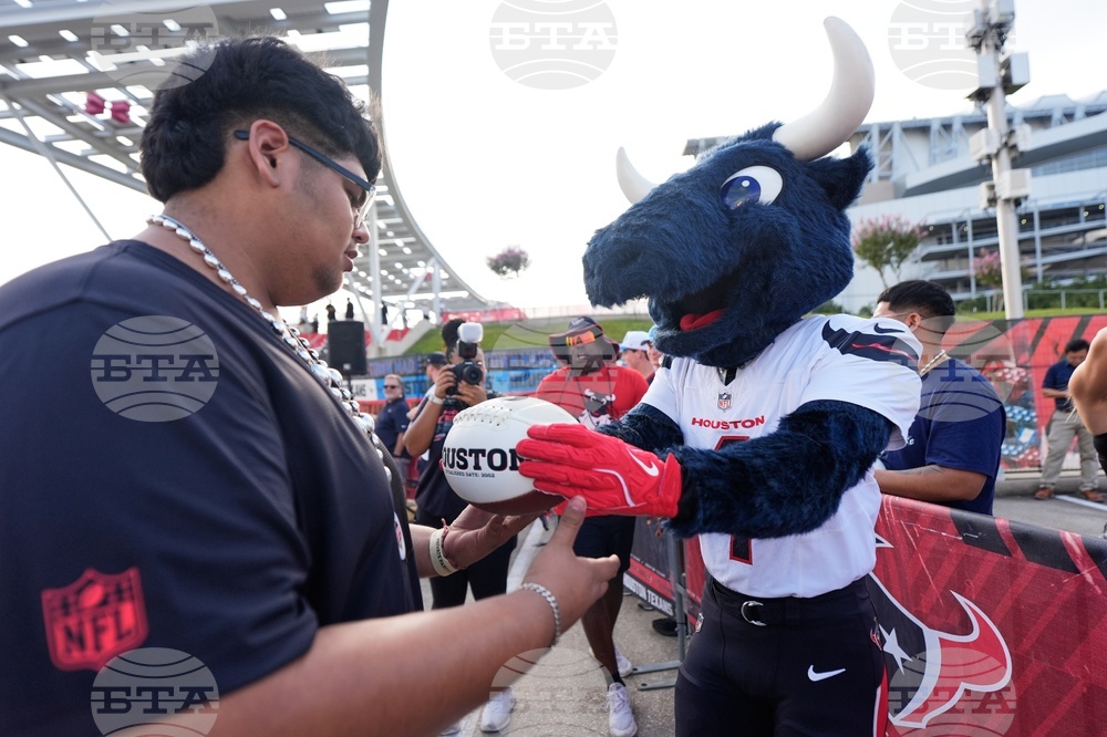 Texans Camp Football