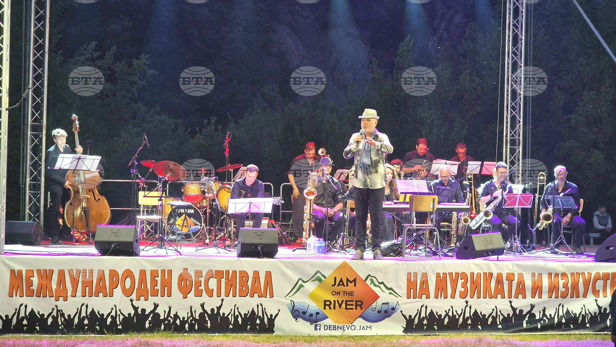 С концерт на All Star Big Band на Антони Дончев завърши фестивалът Jam on the River в Дебнево
