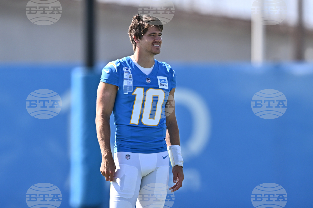 Chargers Camp Football