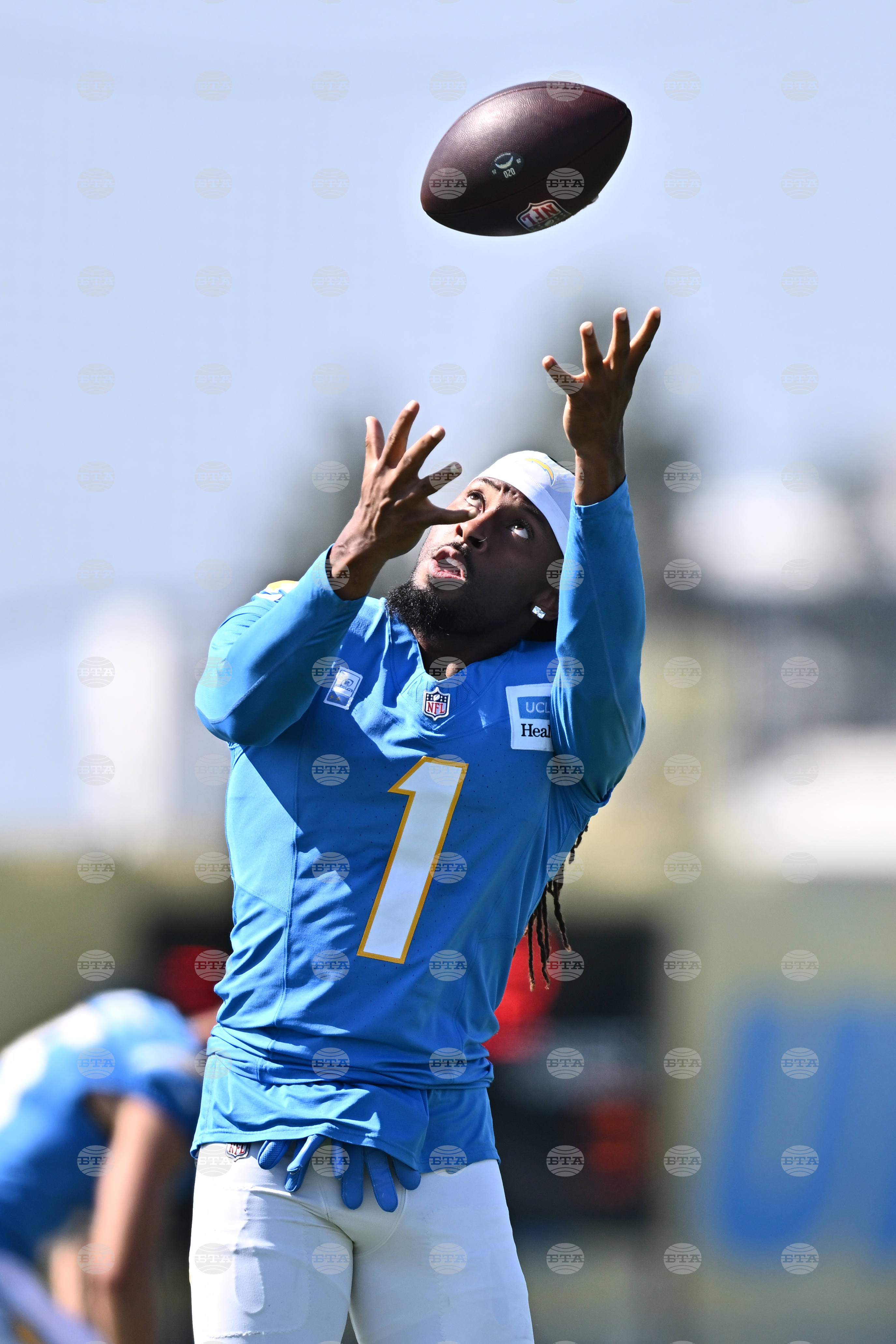 Chargers Camp Football