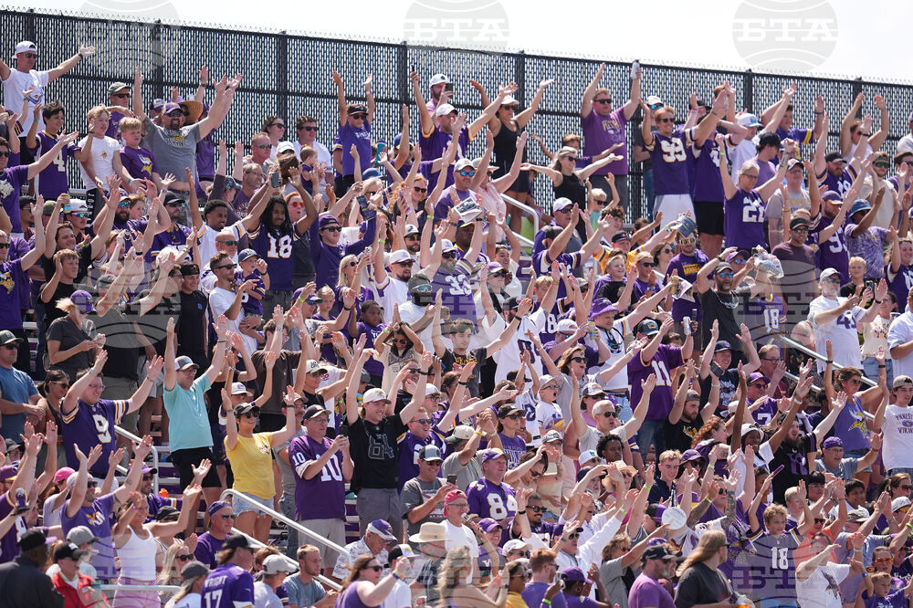Vikings Camp Football