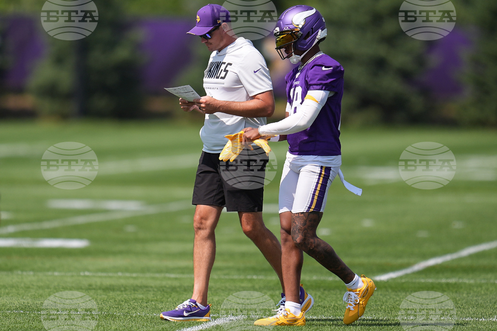 Vikings Camp Football