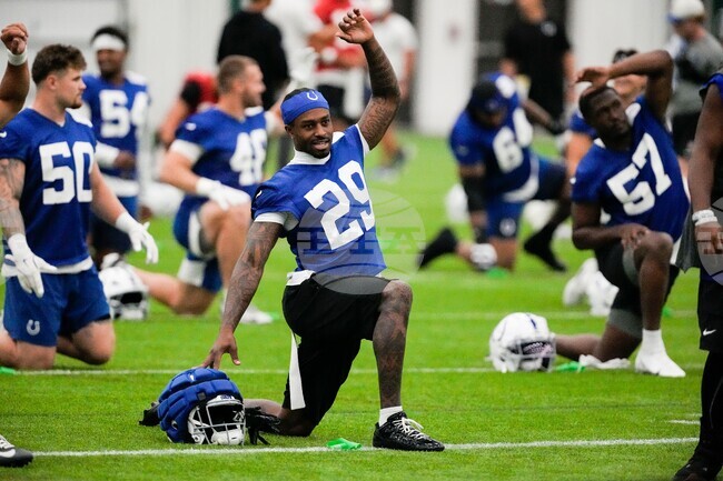 Colts Camp Football