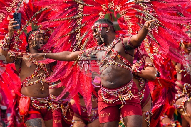 A mas band dancer