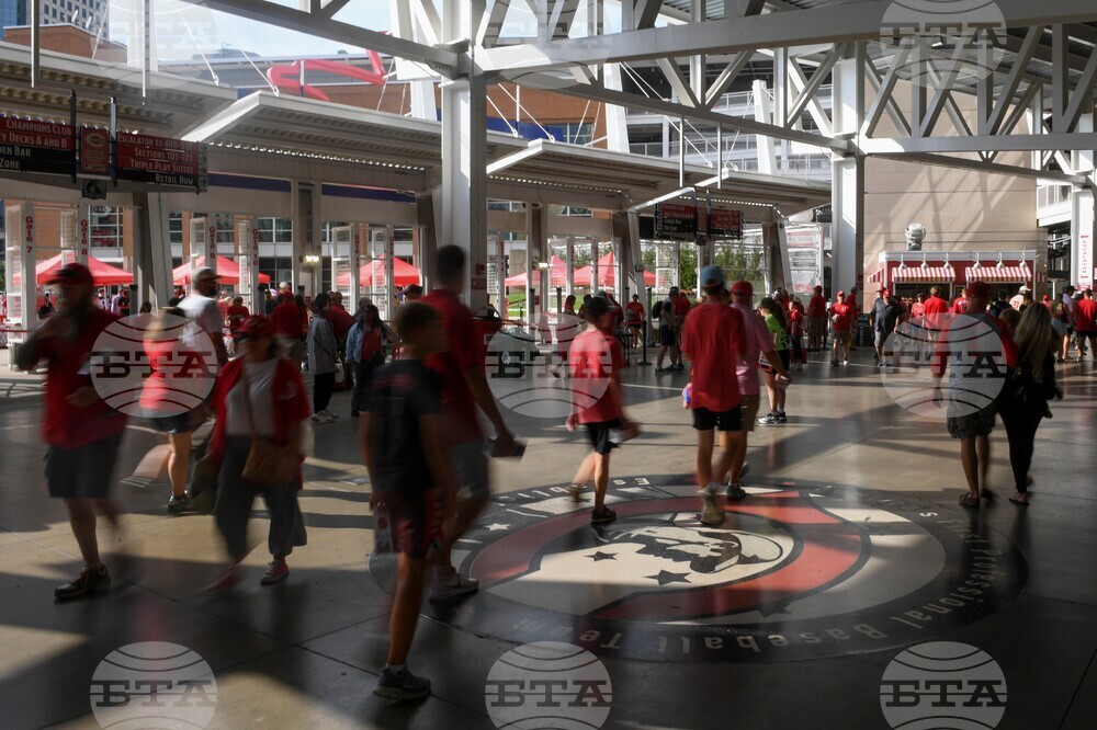 Pirates Reds Baseball