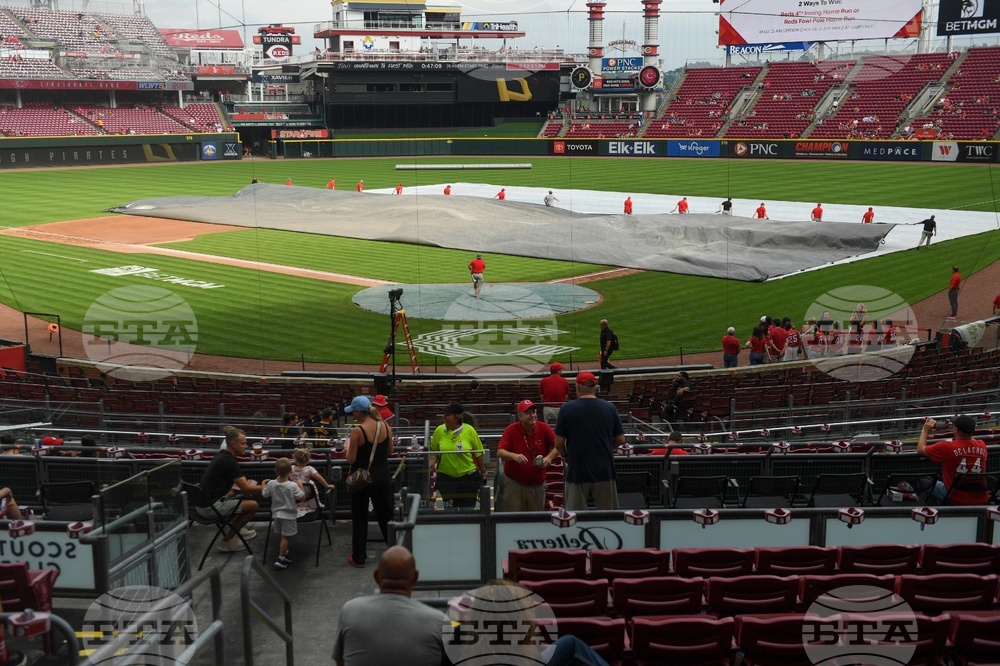 Pirates Reds Baseball