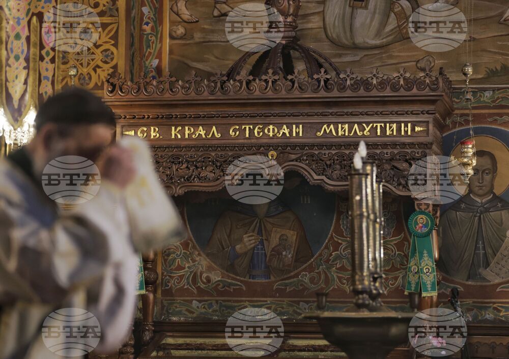Храм „Света Неделя“ - патриаршеска света литургия