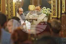 Храм „Света Неделя“ - патриаршеска света литургия