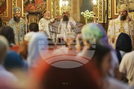 Храм „Света Неделя“ - патриаршеска света литургия