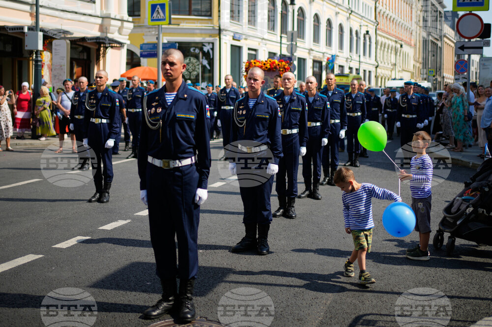 APTOPIX Russia Paratroopers Day