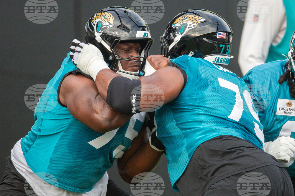Jaguars Camp Football