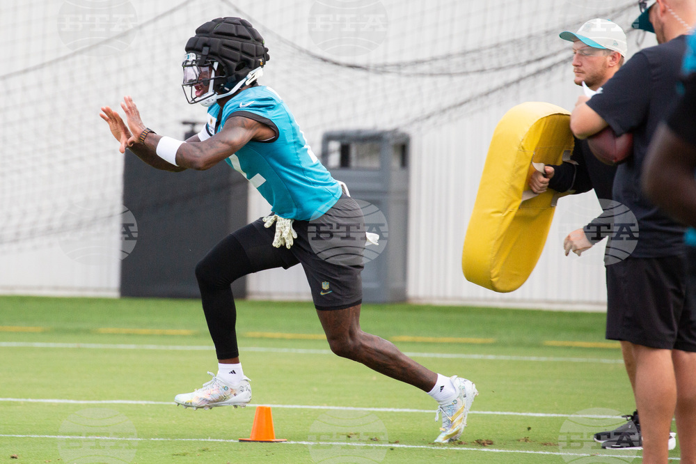 Jaguars Camp Football