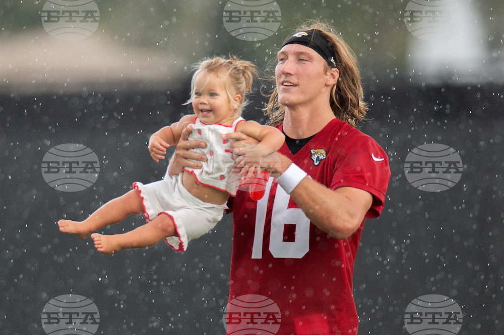 Jaguars Camp Football