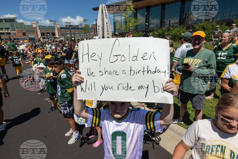 Packers Camp Football