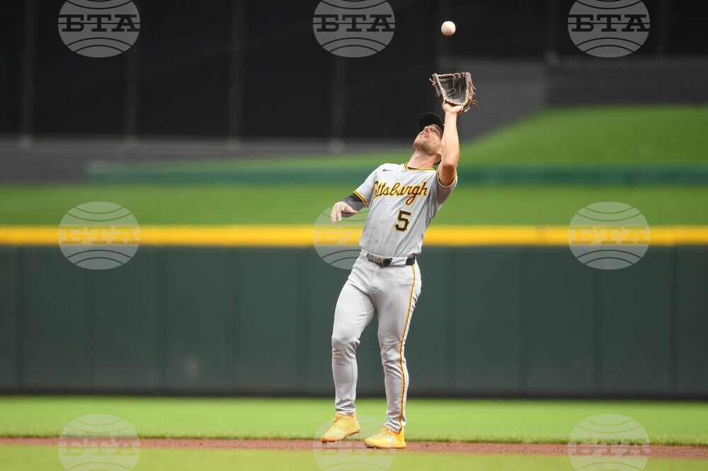 Pirates Reds Baseball