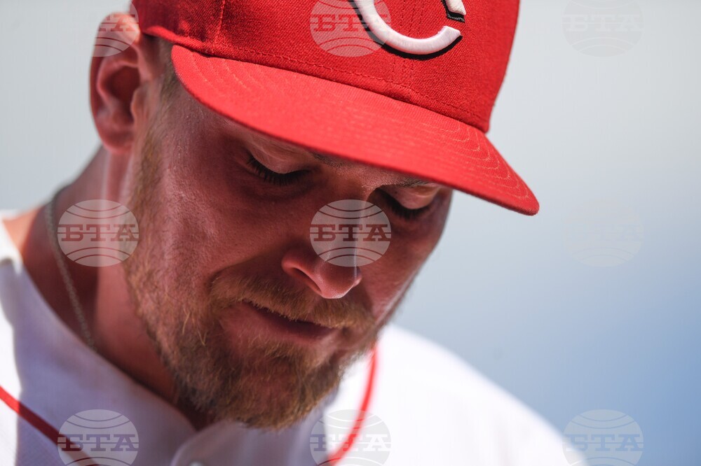 Pirates Reds Baseball