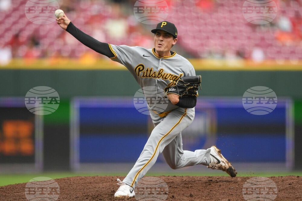 Pirates Reds Baseball