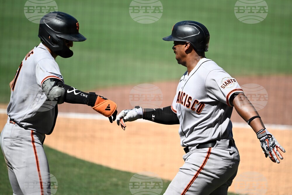 Giants Padres Baseball