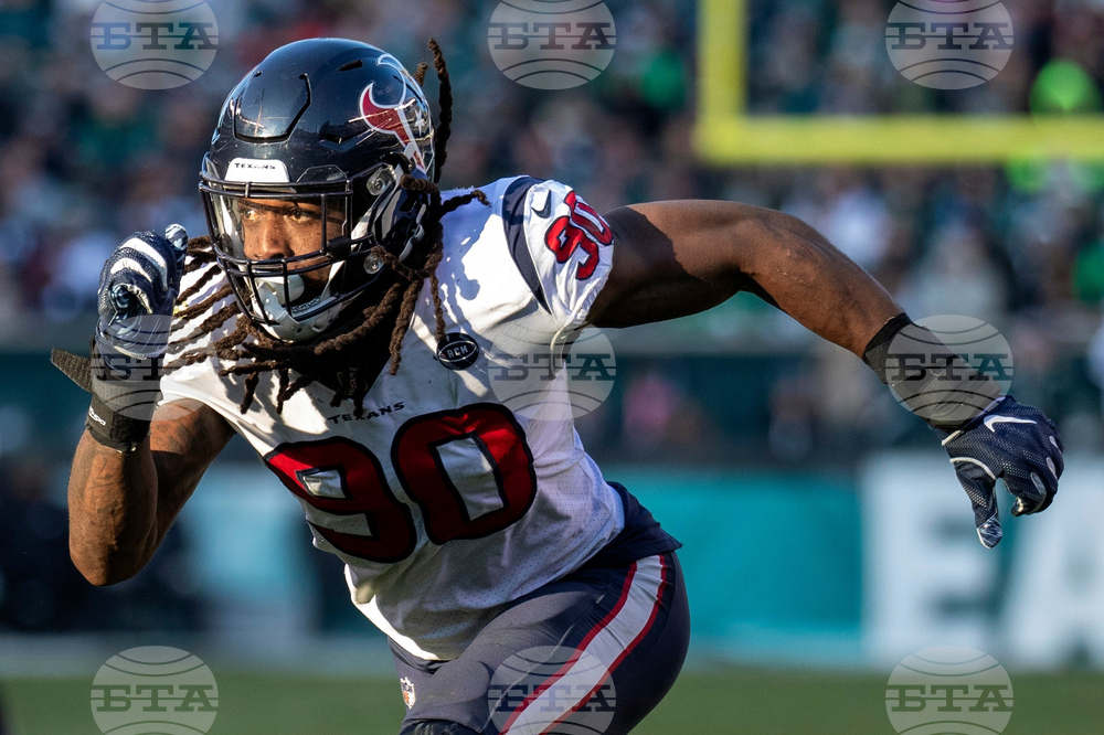 Texans Clowney Football