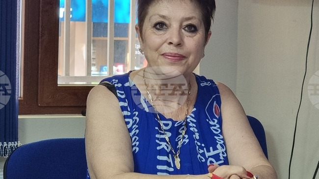 Учениците първо трябва да познават българската литература, а после да правят тематични съпоставки, каза преподавателят по БЕЛ Соня Келеведжиева
