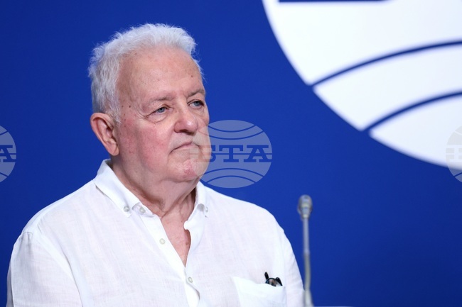Ex-BTA Chief Panayot Denev Expects Apollonia Founder's Book to Reveal Much about Festival