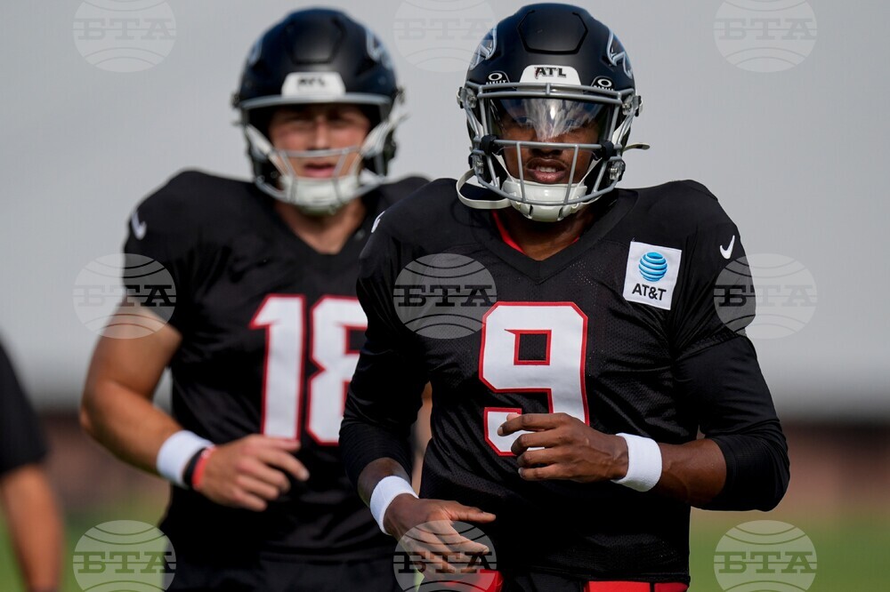 Falcons Camp Football