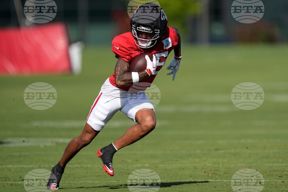 Falcons Camp Football