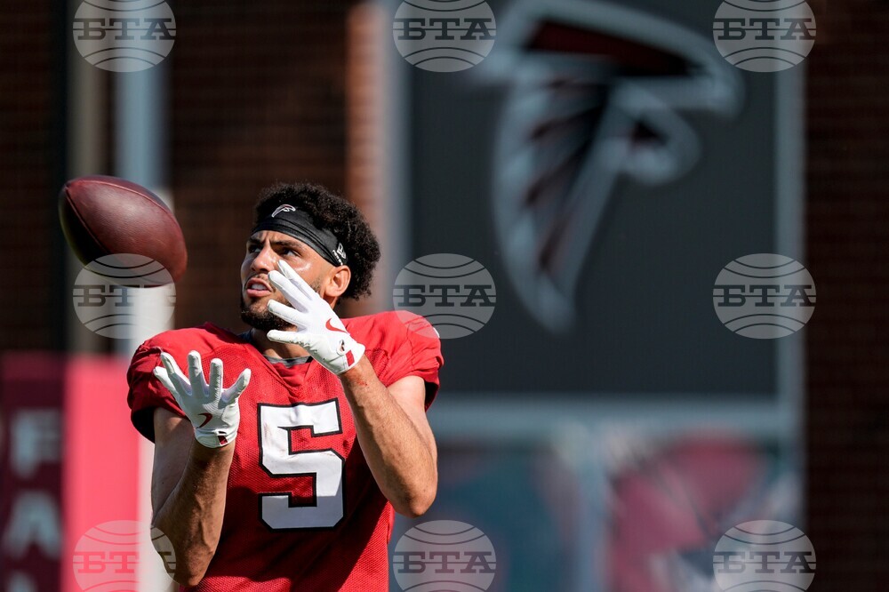 Falcons Camp Football