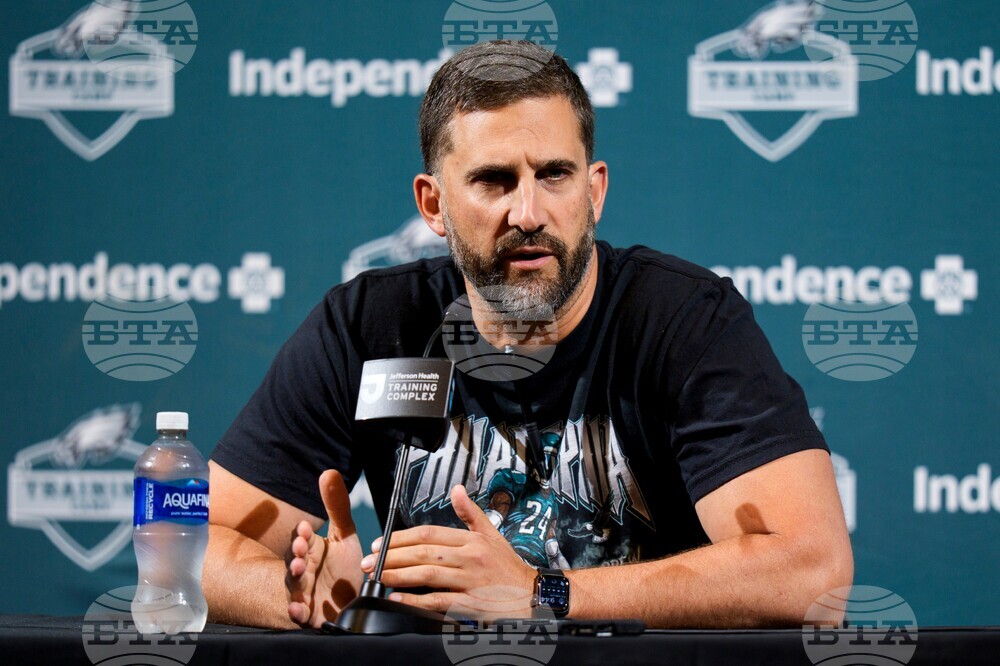 Eagles Camp Football