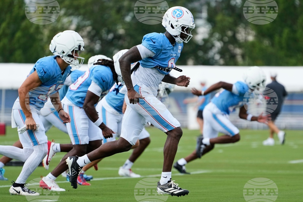 Titans Camp Football